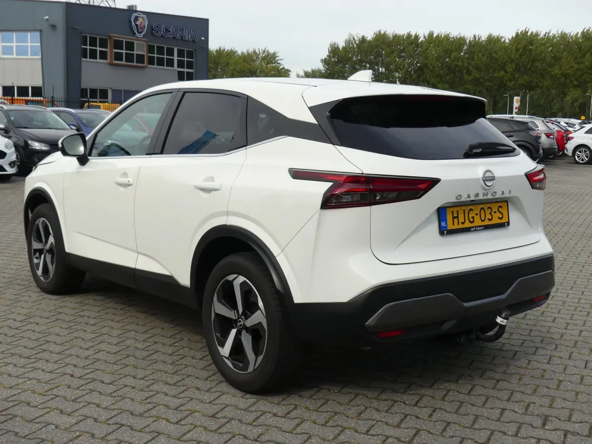1.3 MHEV Xtronic N-Connecta
