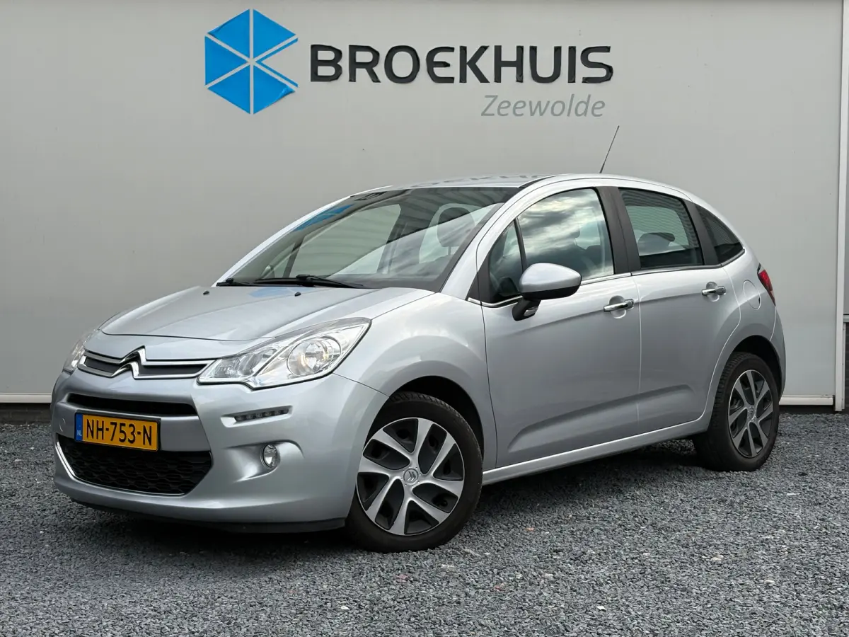 1.2 Selection CRUISE CONTROL| ARMSTEUN VOOR| BESTUURDERSTOEL IN HOOGTE VERSTELBAAR| ELEKTRISCHE RAMEN VOOR| BLUETOOTH TELEFOONVOORBEREIDING|