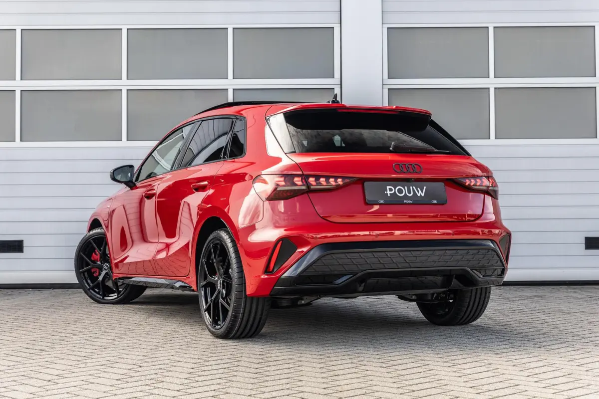 45 TFSIe 272pk S edition Competition | Panoramadak | Audi Sport interieur | 19" velgen