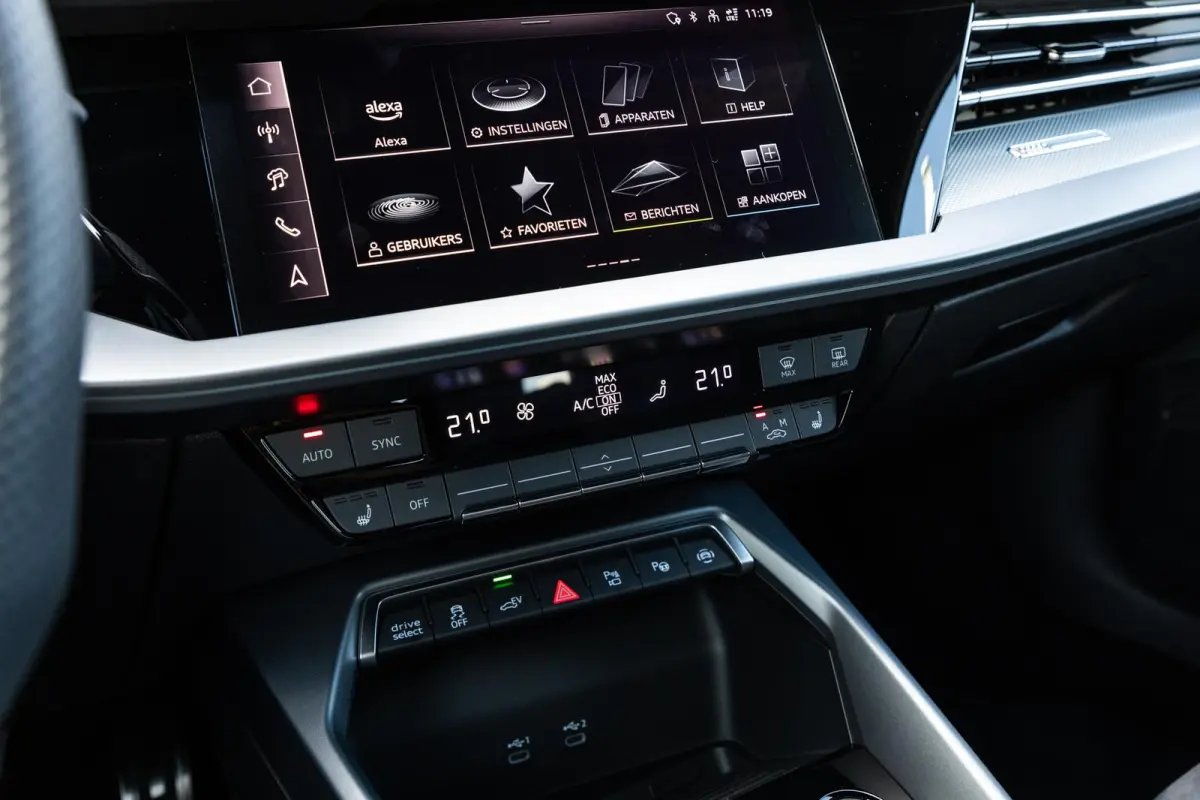 45 TFSIe 272pk S edition Competition | Panoramadak | Audi Sport interieur | 19" velgen