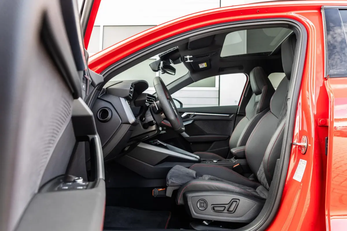 45 TFSIe 272pk S edition Competition | Panoramadak | Audi Sport interieur | 19" velgen
