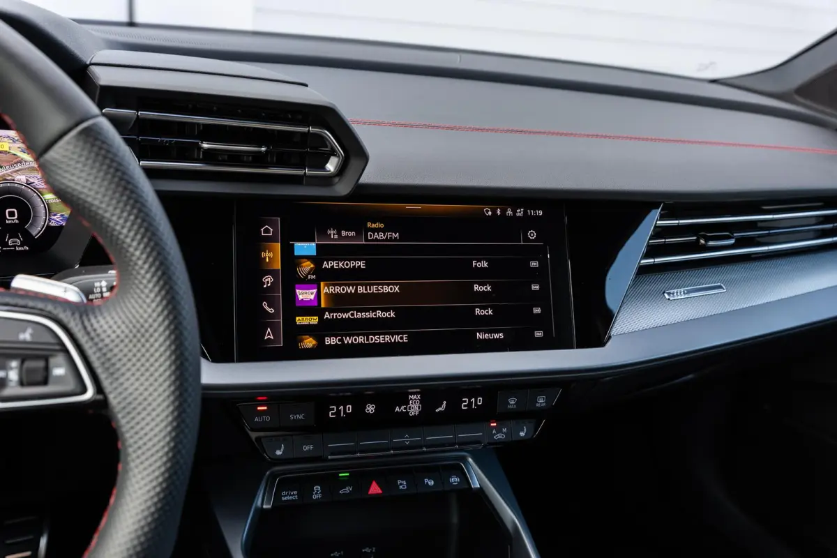 45 TFSIe 272pk S edition Competition | Panoramadak | Audi Sport interieur | 19" velgen