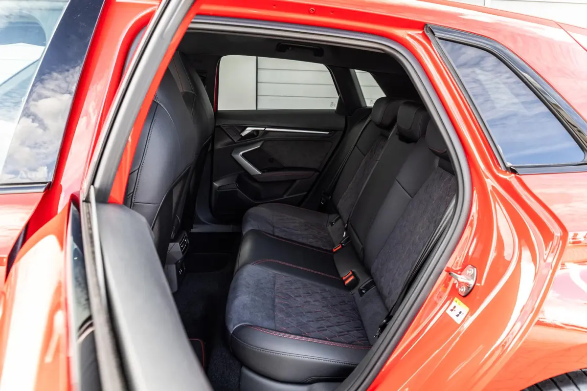 45 TFSIe 272pk S edition Competition | Panoramadak | Audi Sport interieur | 19" velgen