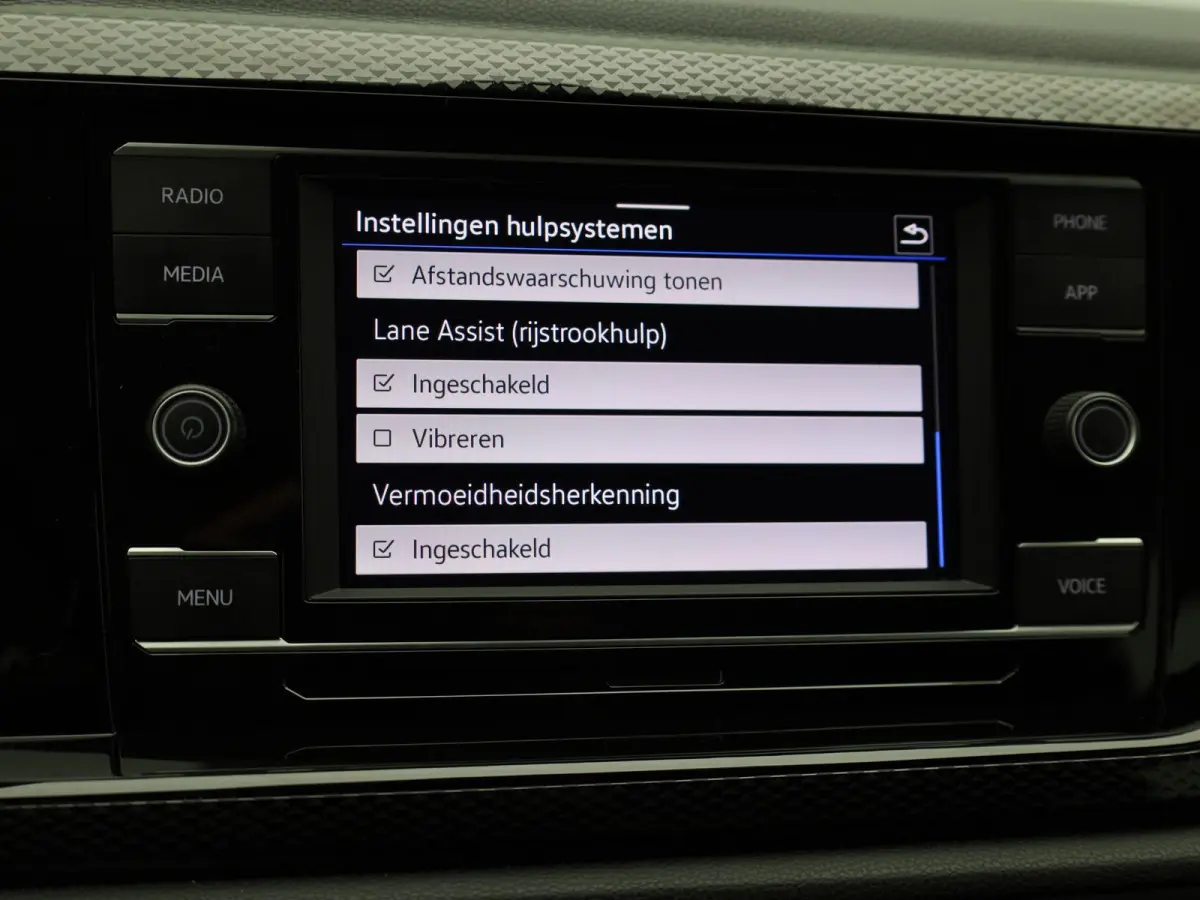 1.0 TSI Life | 110PK | | Automaat | Apple Carplay / Android Auto | Digital Cockpit | Parkeersensoren |