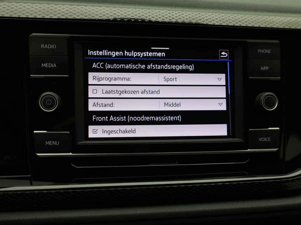 1.0 TSI Life | 110PK | | Automaat | Apple Carplay / Android Auto | Digital Cockpit | Parkeersensoren |