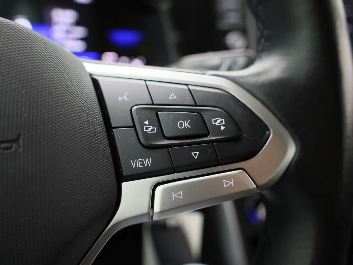 1.0 TSI Life | 110PK | | Automaat | Apple Carplay / Android Auto | Digital Cockpit | Parkeersensoren |