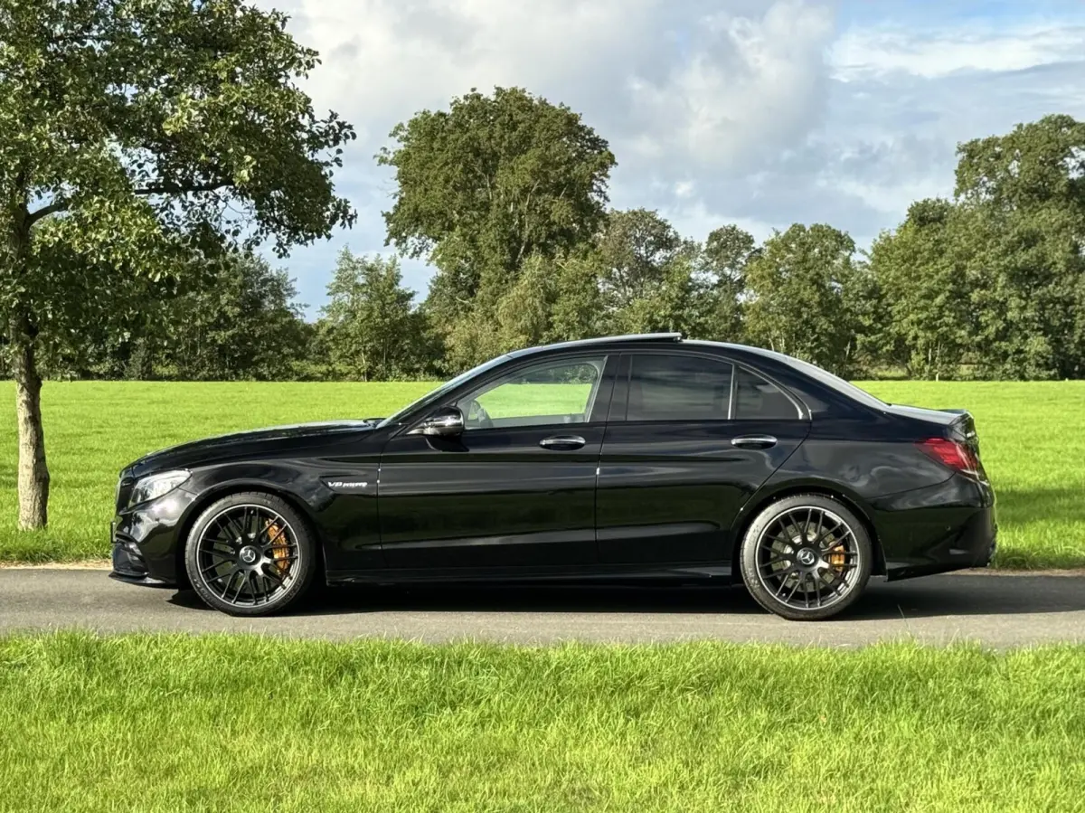 AMG 63 S