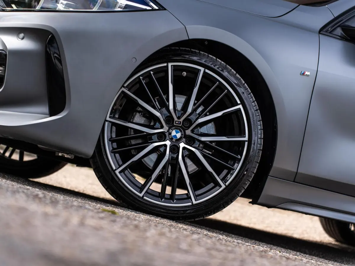 118i EDE M-Sport|PANO|ACC|CAM|19''|SFEER|LASER