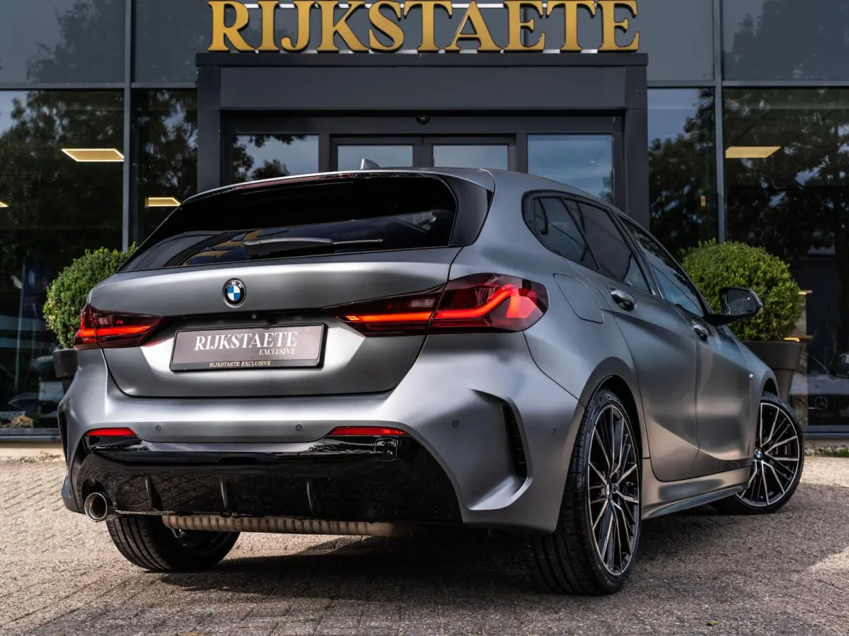 118i EDE M-Sport|PANO|ACC|CAM|19''|SFEER|LASER