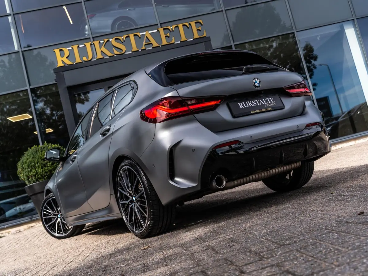 118i EDE M-Sport|PANO|ACC|CAM|19''|SFEER|LASER
