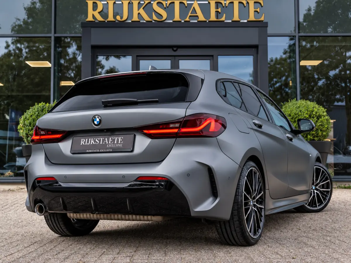 118i EDE M-Sport|PANO|ACC|CAM|19''|SFEER|LASER