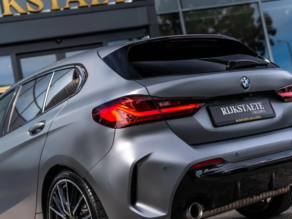 118i EDE M-Sport|PANO|ACC|CAM|19''|SFEER|LASER