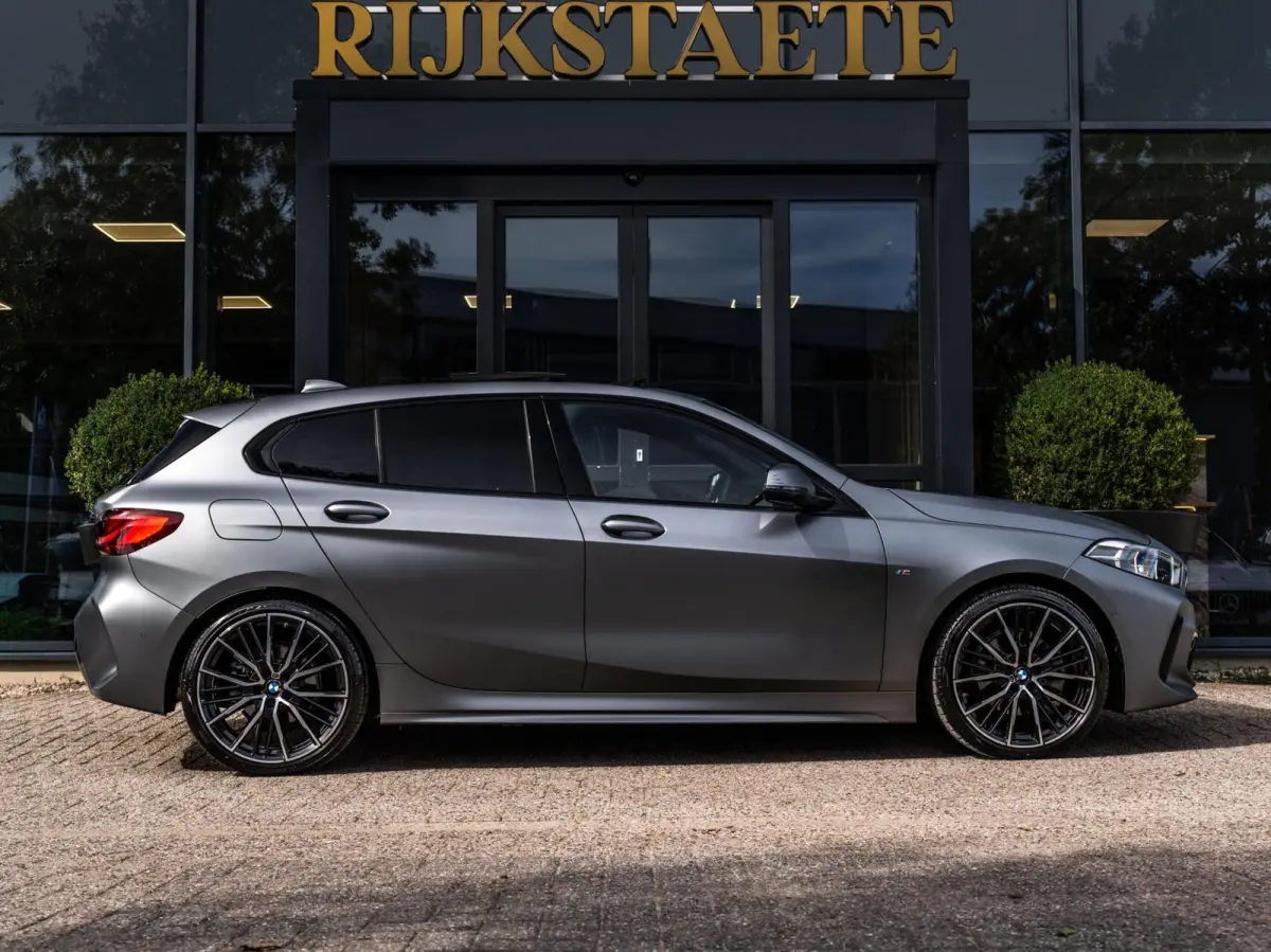118i EDE M-Sport|PANO|ACC|CAM|19''|SFEER|LASER