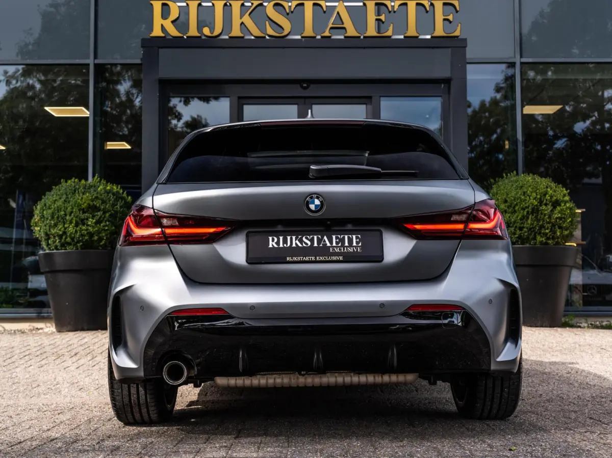118i EDE M-Sport|PANO|ACC|CAM|19''|SFEER|LASER