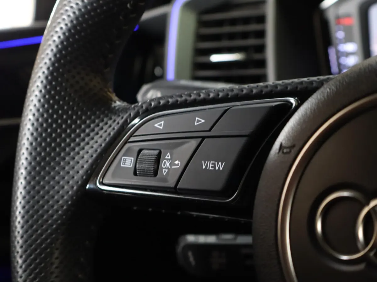 40 TFSI S 200pk S-tronic Line edition one | Sportstoelen | Voorstoelen Verwarmd | Adaptive Cruise | B&O Sound System | PDC Voor & Achter