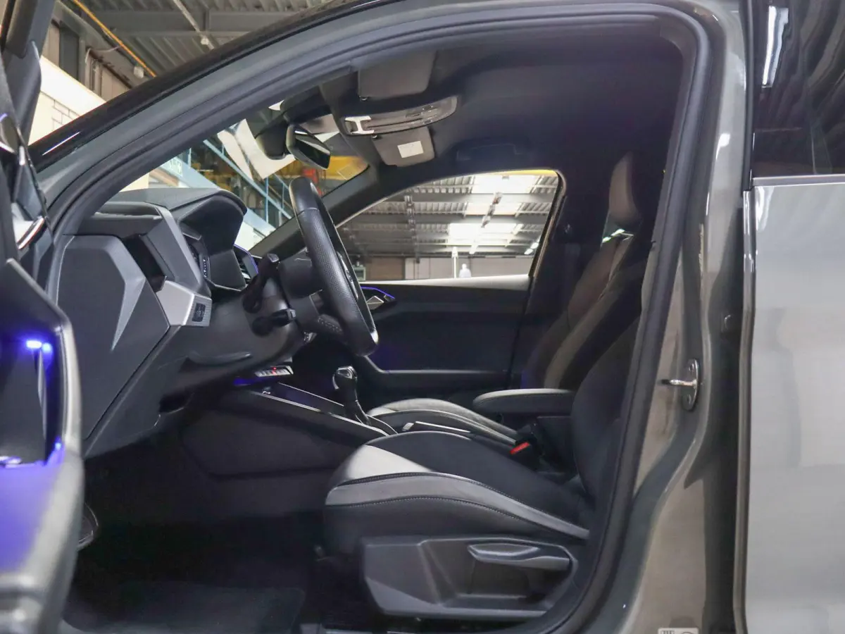 40 TFSI S 200pk S-tronic Line edition one | Sportstoelen | Voorstoelen Verwarmd | Adaptive Cruise | B&O Sound System | PDC Voor & Achter