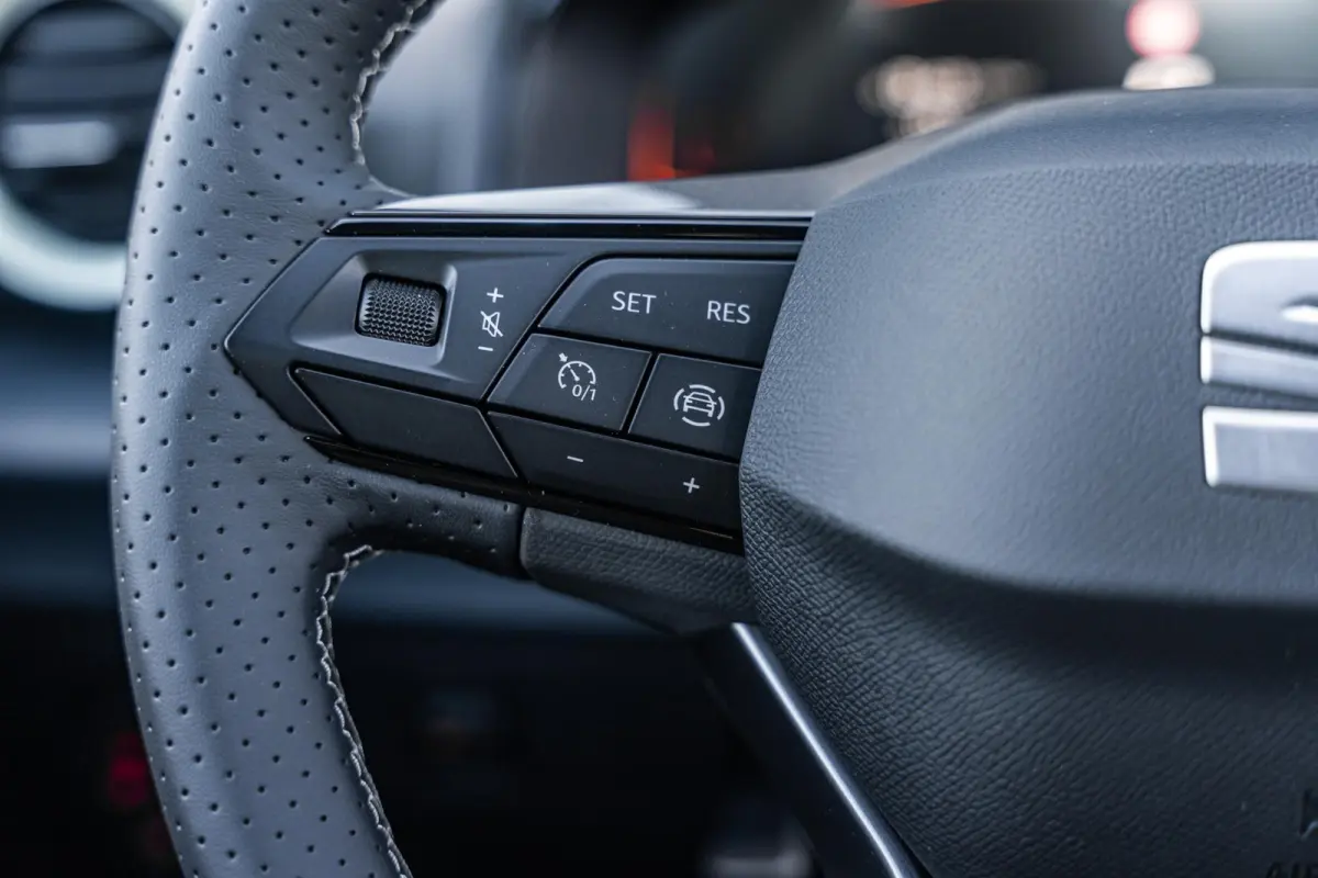 1.0 EcoTSI 95pk Style | 16'' Velgen  | Cruise Control