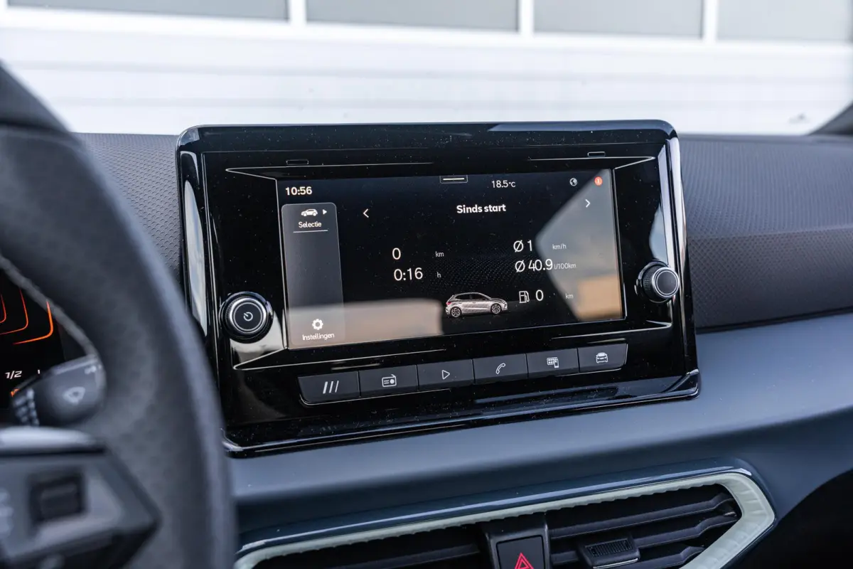 1.0 EcoTSI 95pk Style | 16'' Velgen  | Cruise Control