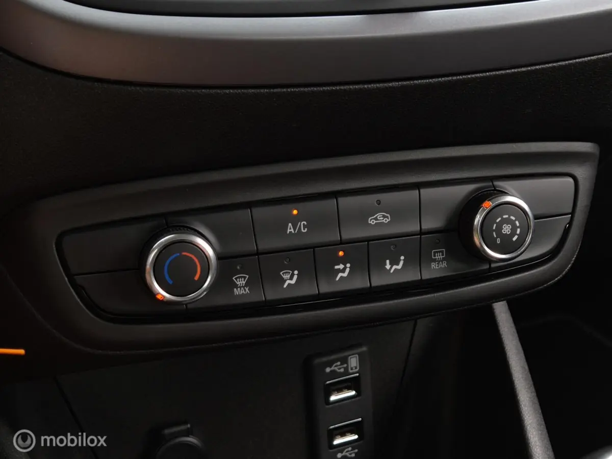 1.2 TURBO BUSINESS EDITION/CAMERA/LED/HALF-LEDER/PDC/LANE ASSIST