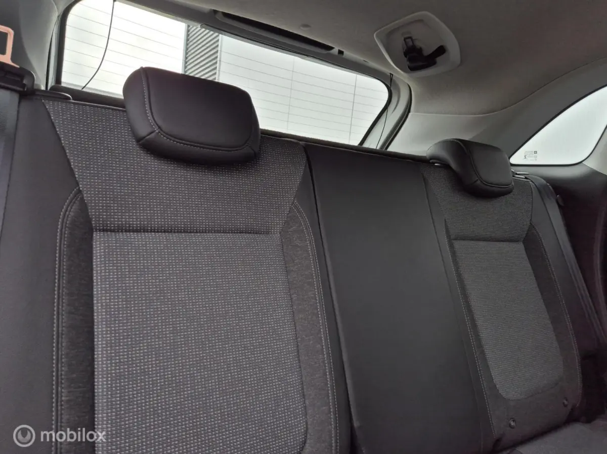 1.2 TURBO BUSINESS EDITION/CAMERA/LED/HALF-LEDER/PDC/LANE ASSIST