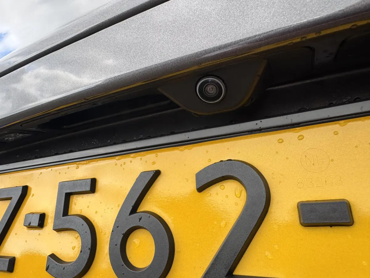 2.2 JTD AWD Veloce Automaat | VAN: € 34.900- VOOR: € 32.877,- UW HERFSTVOORDEEL: € 2.023,- | CAMERA| STOEL + STUURVERWARMING + MEMORY| KEY LESS ENTRY | LEDER | ADAPT. CRUISE CONTROL | 