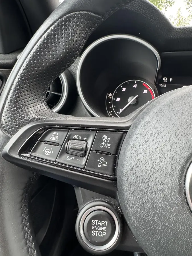 2.2 JTD AWD Veloce Automaat | VAN: € 34.900- VOOR: € 32.877,- UW HERFSTVOORDEEL: € 2.023,- | CAMERA| STOEL + STUURVERWARMING + MEMORY| KEY LESS ENTRY | LEDER | ADAPT. CRUISE CONTROL | 
