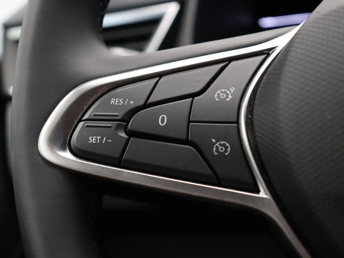 1.6 E-Tech Full Hybrid 145 techno | automaat | Climate Control | Cruise Control | 1e Eigenaar |