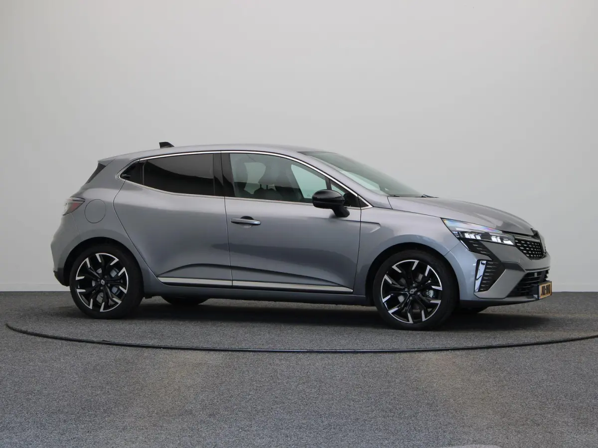 1.6 E-Tech Full Hybrid 145 techno | automaat | Climate Control | Cruise Control | 1e Eigenaar |