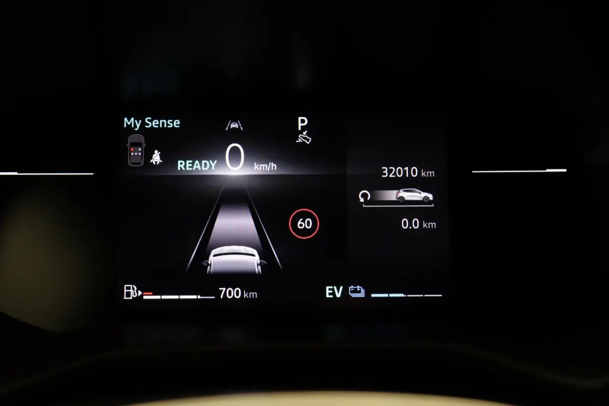1.6 E-Tech Full Hybrid 145 techno | automaat | Climate Control | Cruise Control | 1e Eigenaar |