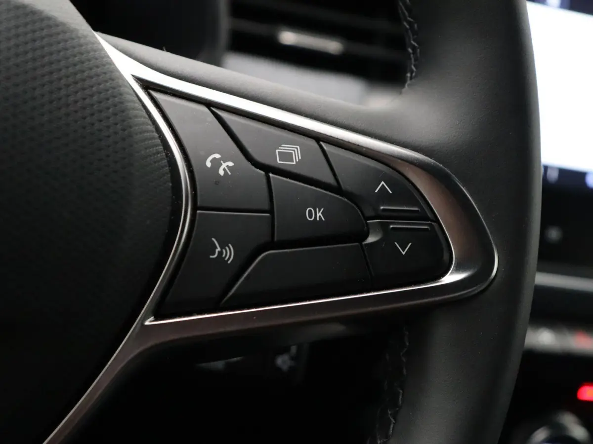 1.6 E-Tech Full Hybrid 145 techno | automaat | Climate Control | Cruise Control | 1e Eigenaar |
