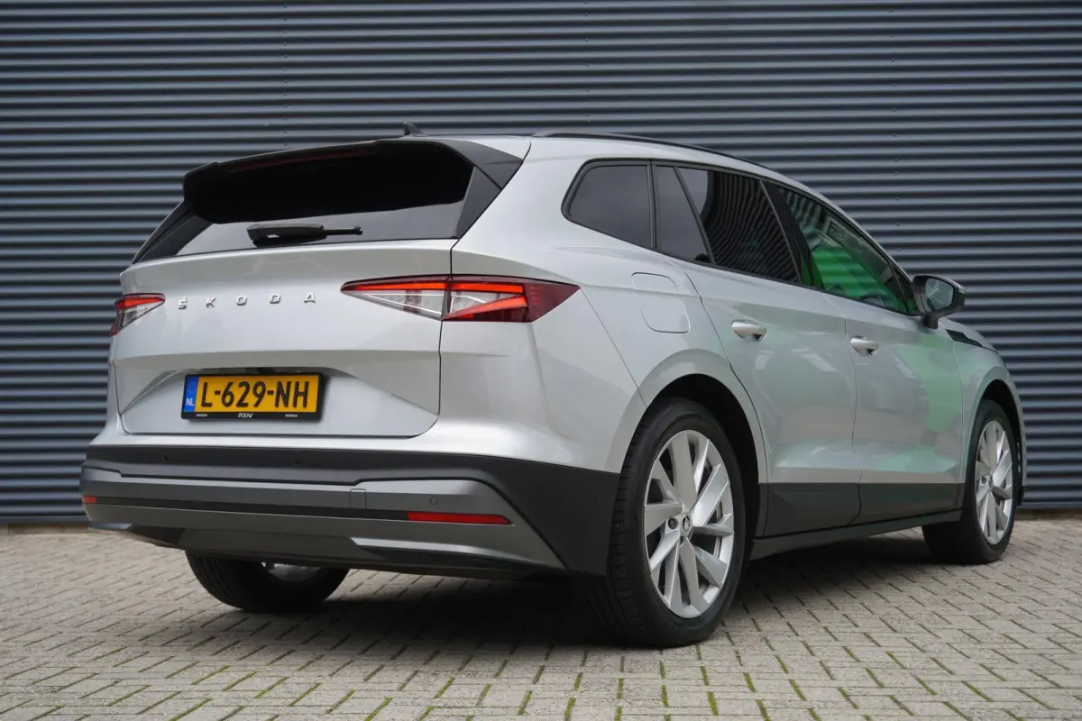60 180pk First Edition | Adaptive cruise | Stoel-/ Stuurverwarming | Camera | Smartlink
