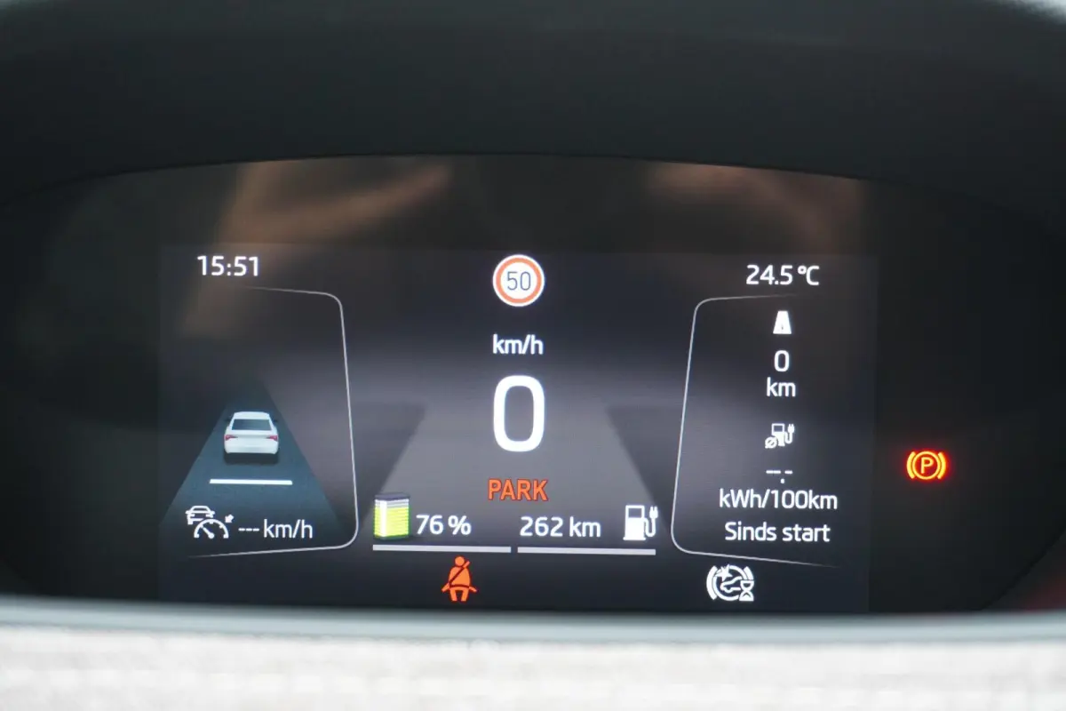 60 180pk First Edition | Adaptive cruise | Stoel-/ Stuurverwarming | Camera | Smartlink