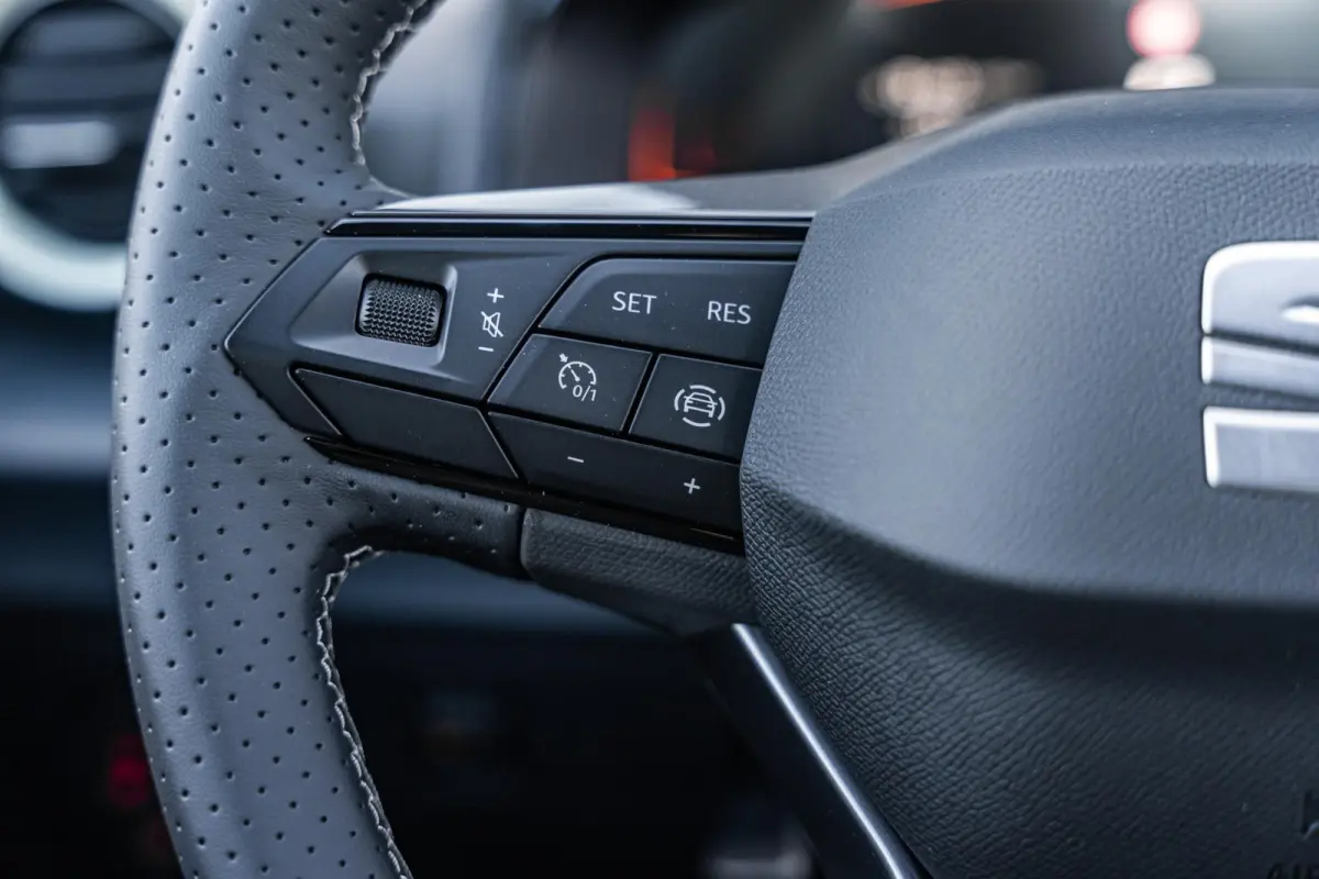 1.0 EcoTSI 95pk Style | 16'' Velgen  | Cruise Control