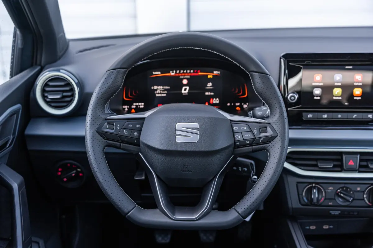 1.0 EcoTSI 95pk Style | 16'' Velgen  | Cruise Control