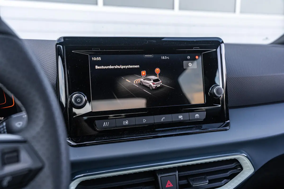 1.0 EcoTSI 95pk Style | 16'' Velgen  | Cruise Control