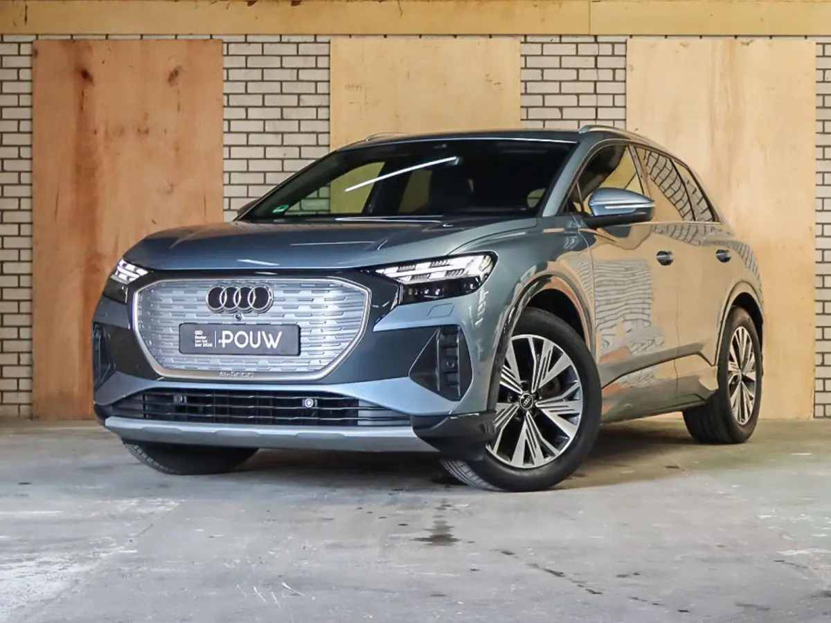 40 204pk Launch edition Advanced Plus 77 kWh | Apple Carplay/Android Auto | Voorstoelen Verwarmd | Adaptive Cruise