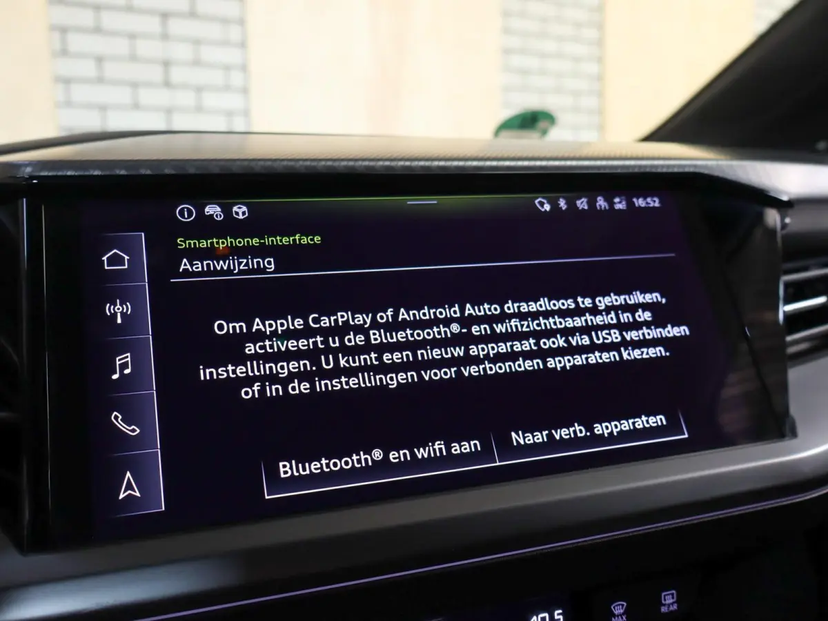 40 204pk Launch edition Advanced Plus 77 kWh | Apple Carplay/Android Auto | Voorstoelen Verwarmd | Adaptive Cruise