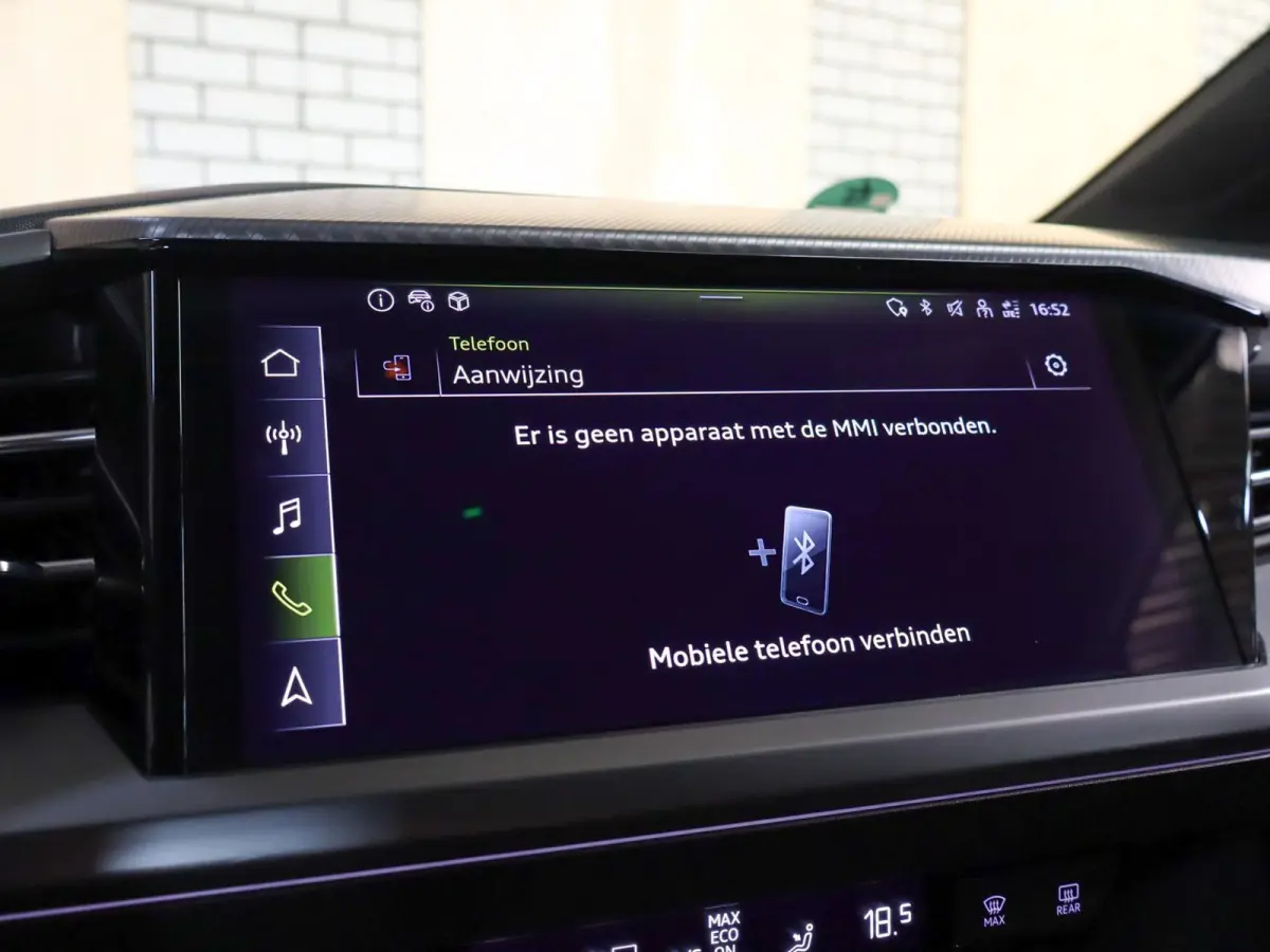 40 204pk Launch edition Advanced Plus 77 kWh | Apple Carplay/Android Auto | Voorstoelen Verwarmd | Adaptive Cruise