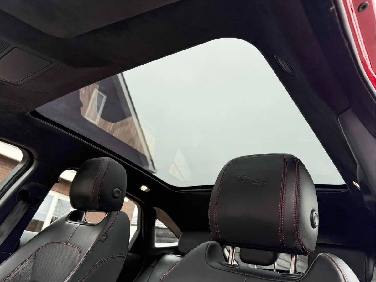 2.0 Si4 HSE Dynamic - Jaguar E-PACE 2.0 P250 AWD First Edition Black Pack - Eerste eigenaar! R-dynamic, Cruise, Elek. verw. stoelen, Airco!