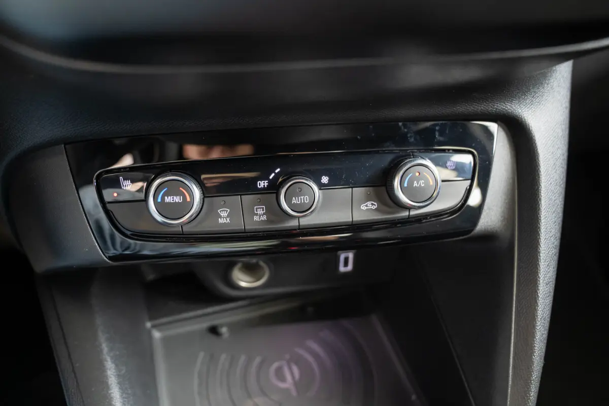1.2 Turbo 145 PK Hybrid GS | Tot 8 Jaar Garantie | Alcantara | Climate Controle | Stoel & Stuurverwarming | Stoelmassage |