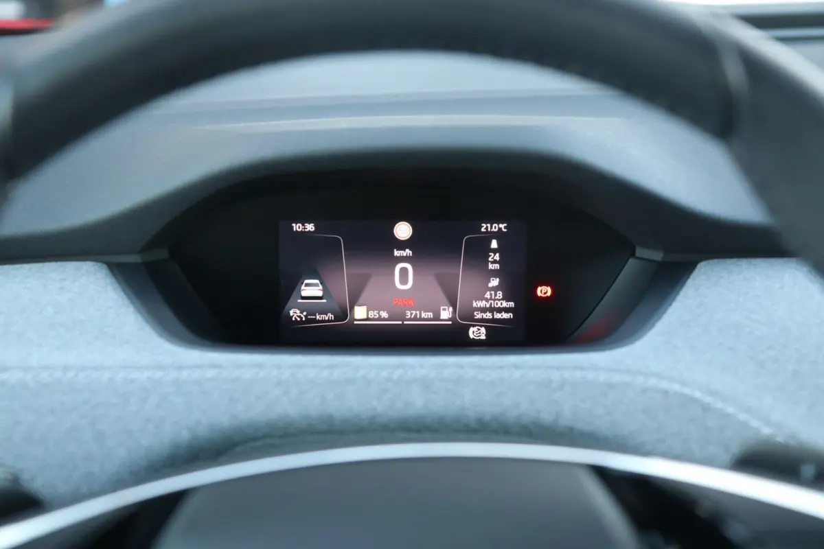 80 204pk Business Edition Plus | SoH 97% | Trekhaak | Achteruitrijcamera | Stoelverwarming | Navigatie
