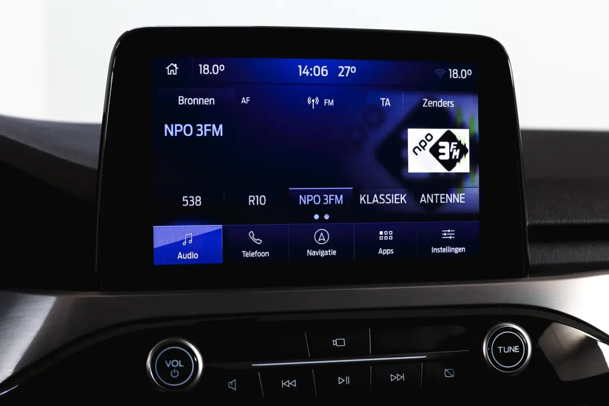 2.5 PHEV Titanium | Winterpakket | PDC V+A | Camera V+A | Navi + Carplay | Adapt. Cruise | PDC | Elek. Klep | LM 18" |