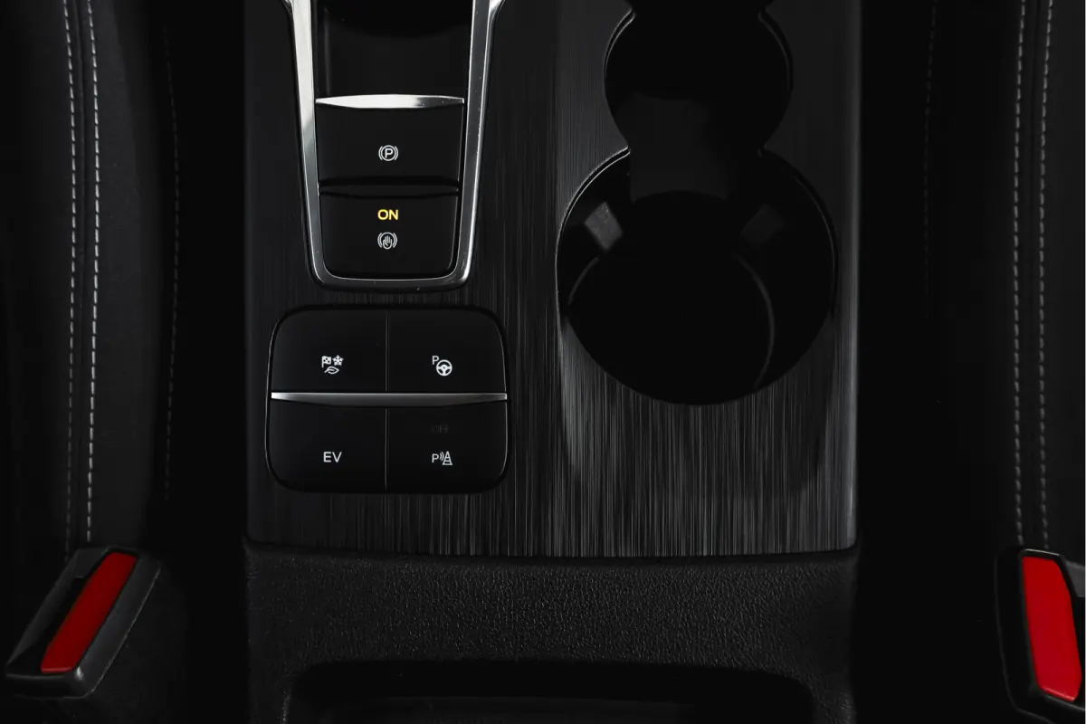 2.5 PHEV Titanium | Winterpakket | PDC V+A | Camera V+A | Navi + Carplay | Adapt. Cruise | PDC | Elek. Klep | LM 18" |