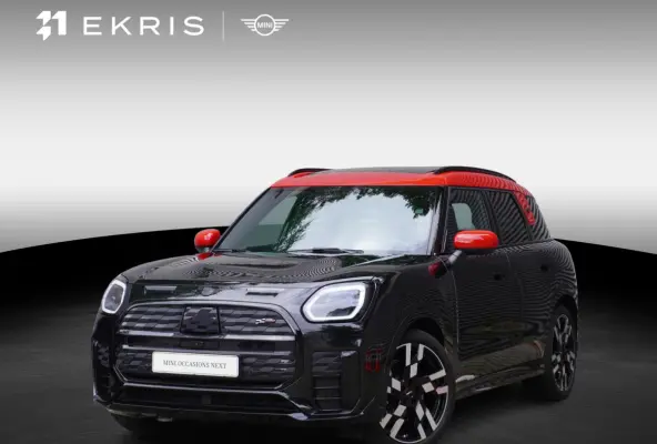 E | John Cooper Works Uitvoering | Pakket L | Glazen panoramadak | HIFI System Harman Kardon | Driving Assistant Plus | 20" John Cooper Works Flag Spoke 2-tone