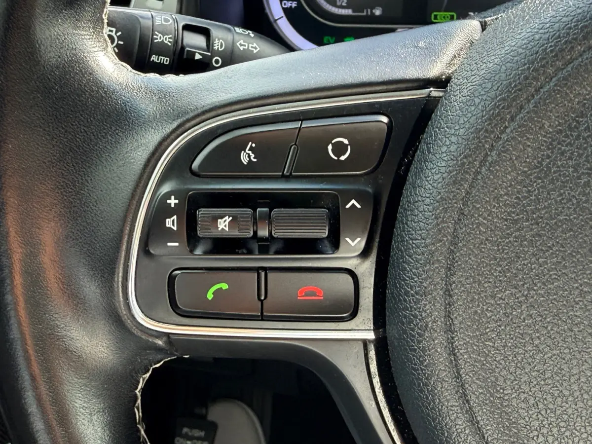 1.6 GDi Hybrid First Edition Navi Cruise Airco Camera Pdc Nieuwe Apk