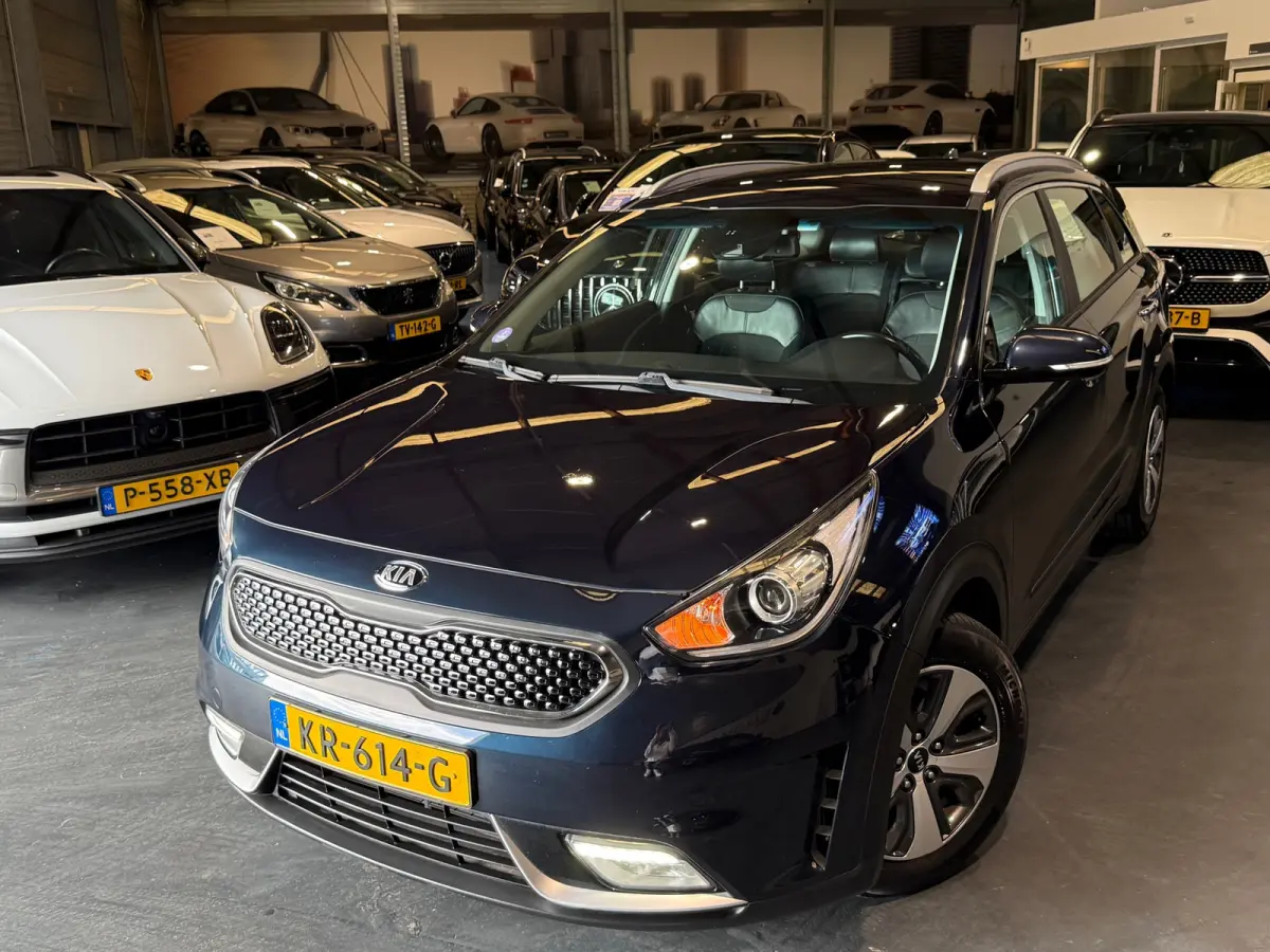 1.6 GDi Hybrid First Edition Navi Cruise Airco Camera Pdc Nieuwe Apk