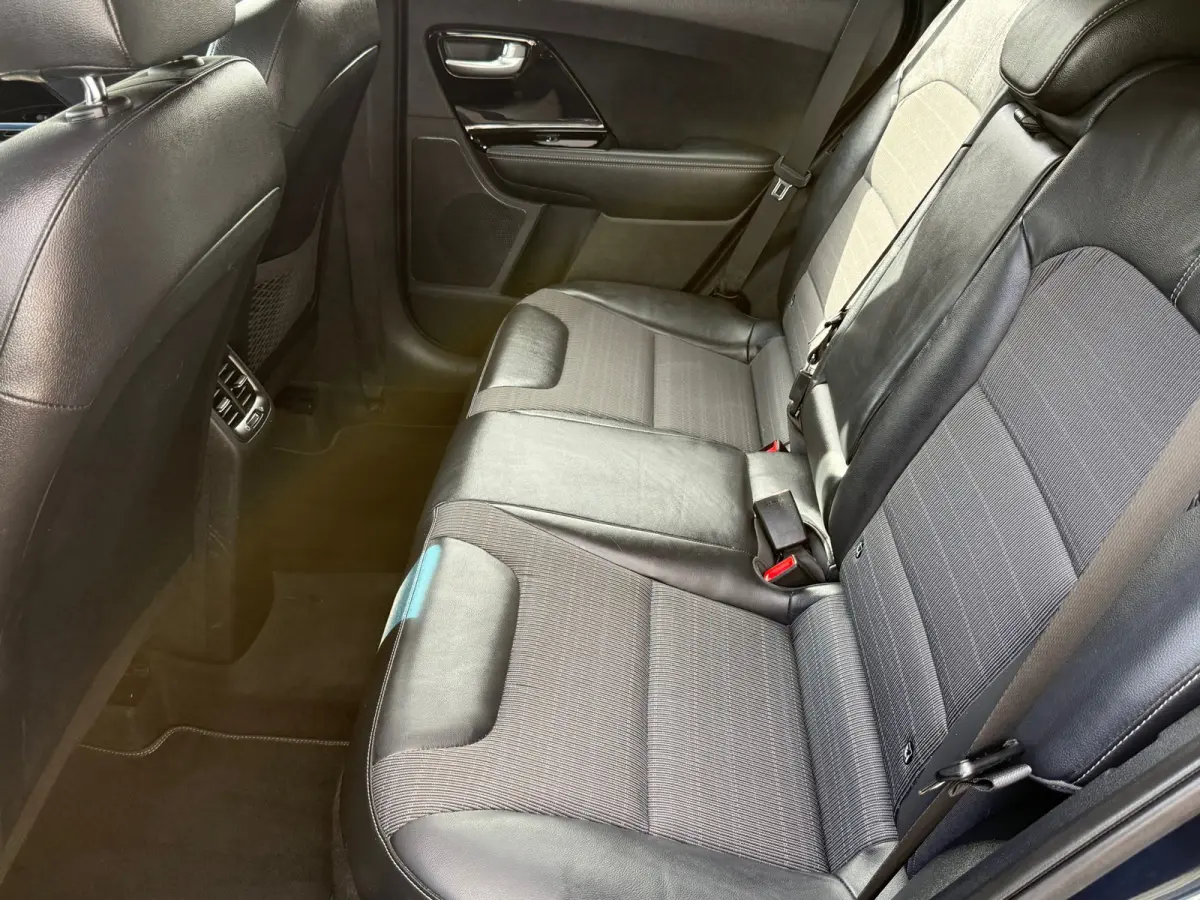 1.6 GDi Hybrid First Edition Navi Cruise Airco Camera Pdc Nieuwe Apk