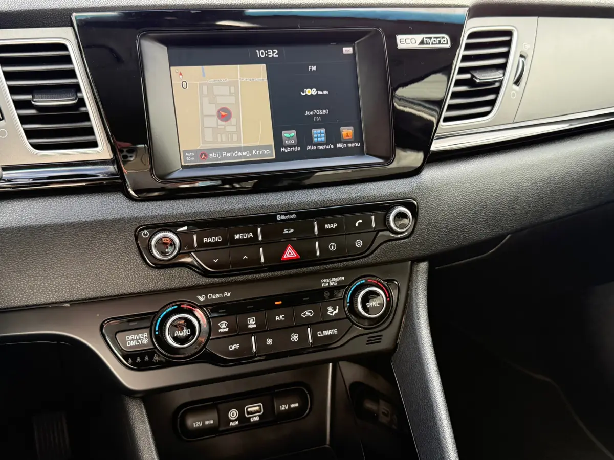 1.6 GDi Hybrid First Edition Navi Cruise Airco Camera Pdc Nieuwe Apk