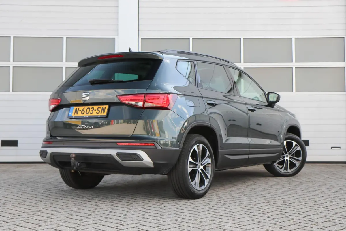 1.5 TSI 150pk DSG Style Business Intense | Panoramadak | Trekhaak | Achteruitrijcamera | Navigatie | Full Link