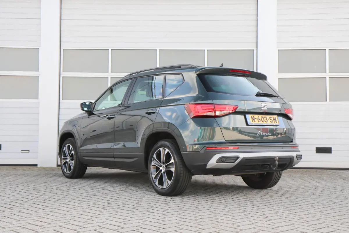 1.5 TSI 150pk Style Business Intense | Panoramadak | Trekhaak | Achteruitrijcamera | Navigatie | Full Link